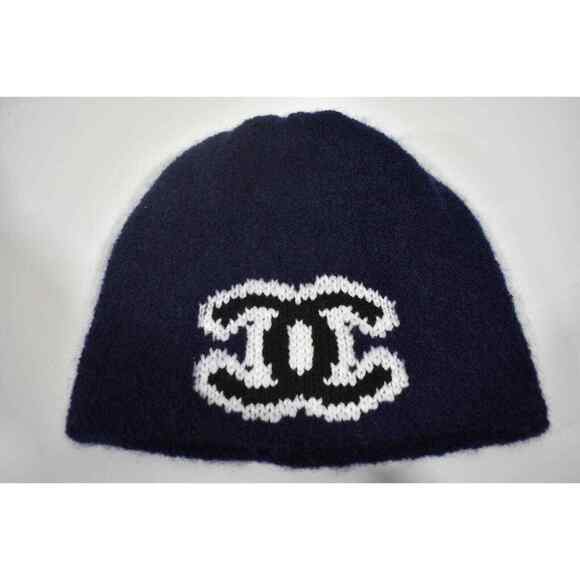 Chanel 22B Wool Cashmere Navy Blue White Black CC Logo Beanie Winter Hat Cloche